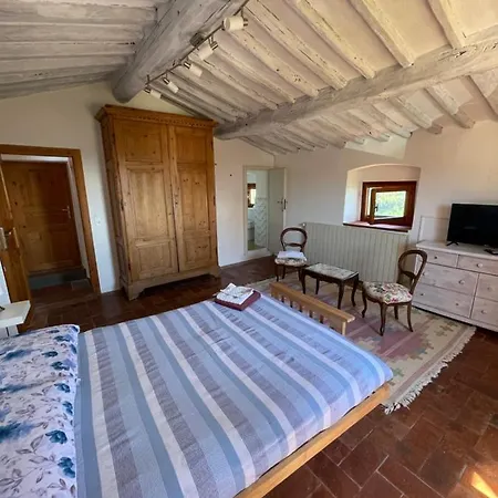 Holiday home Podere Il Poggio Avaglio